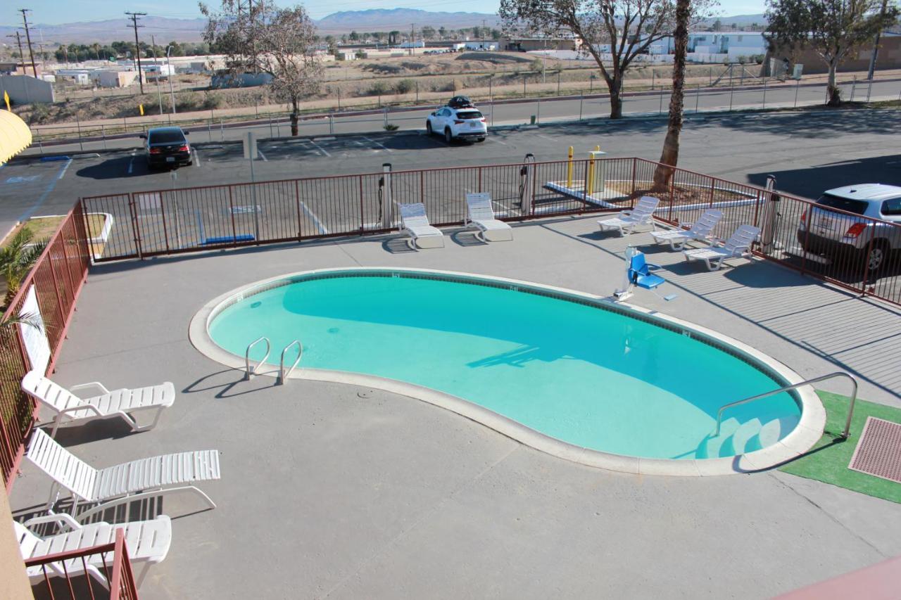 Days Inn By Wyndham Barstow Exterior photo