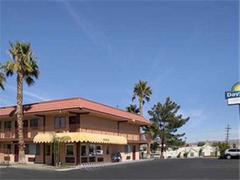 Days Inn By Wyndham Barstow Exterior photo