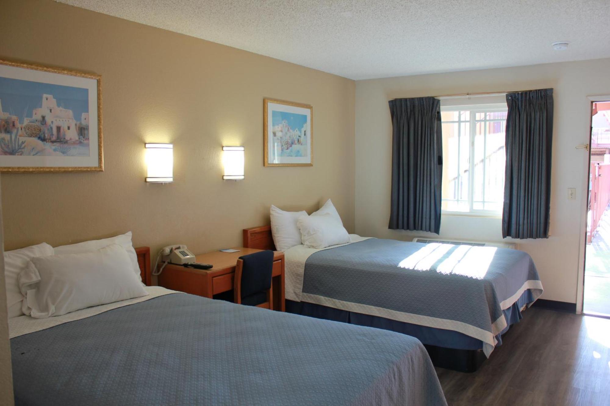 Days Inn By Wyndham Barstow Room photo